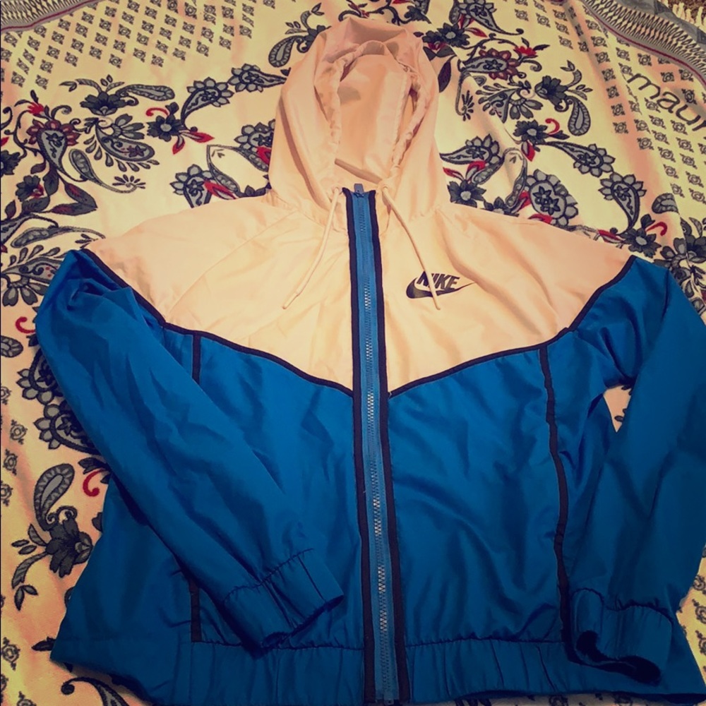 Nike windbreaker